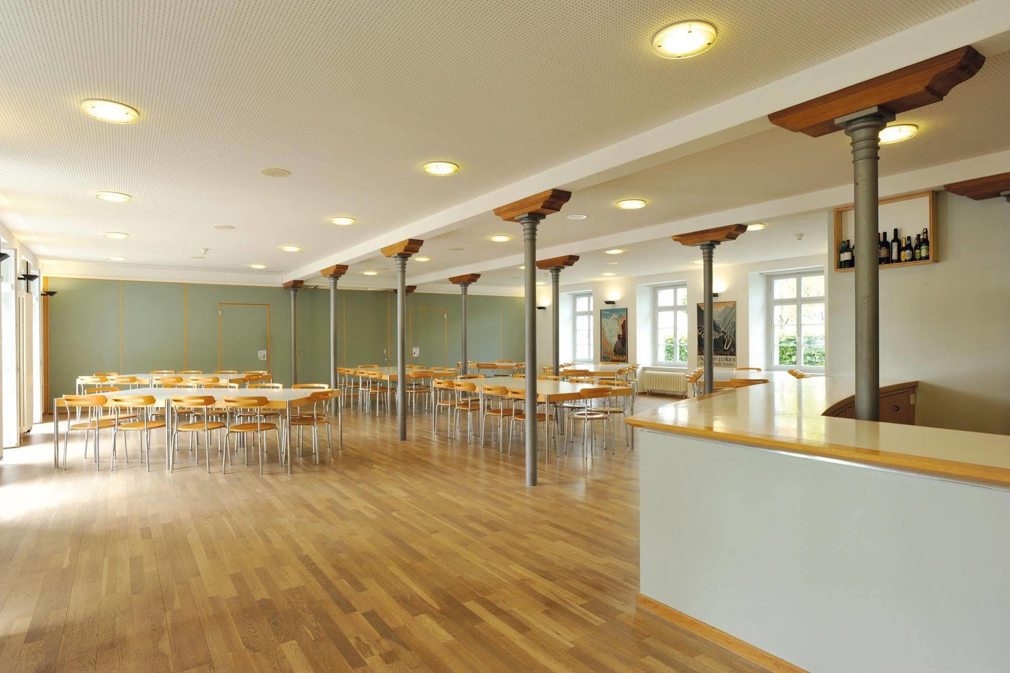 Richterswil Youth Hostel Luaran gambar