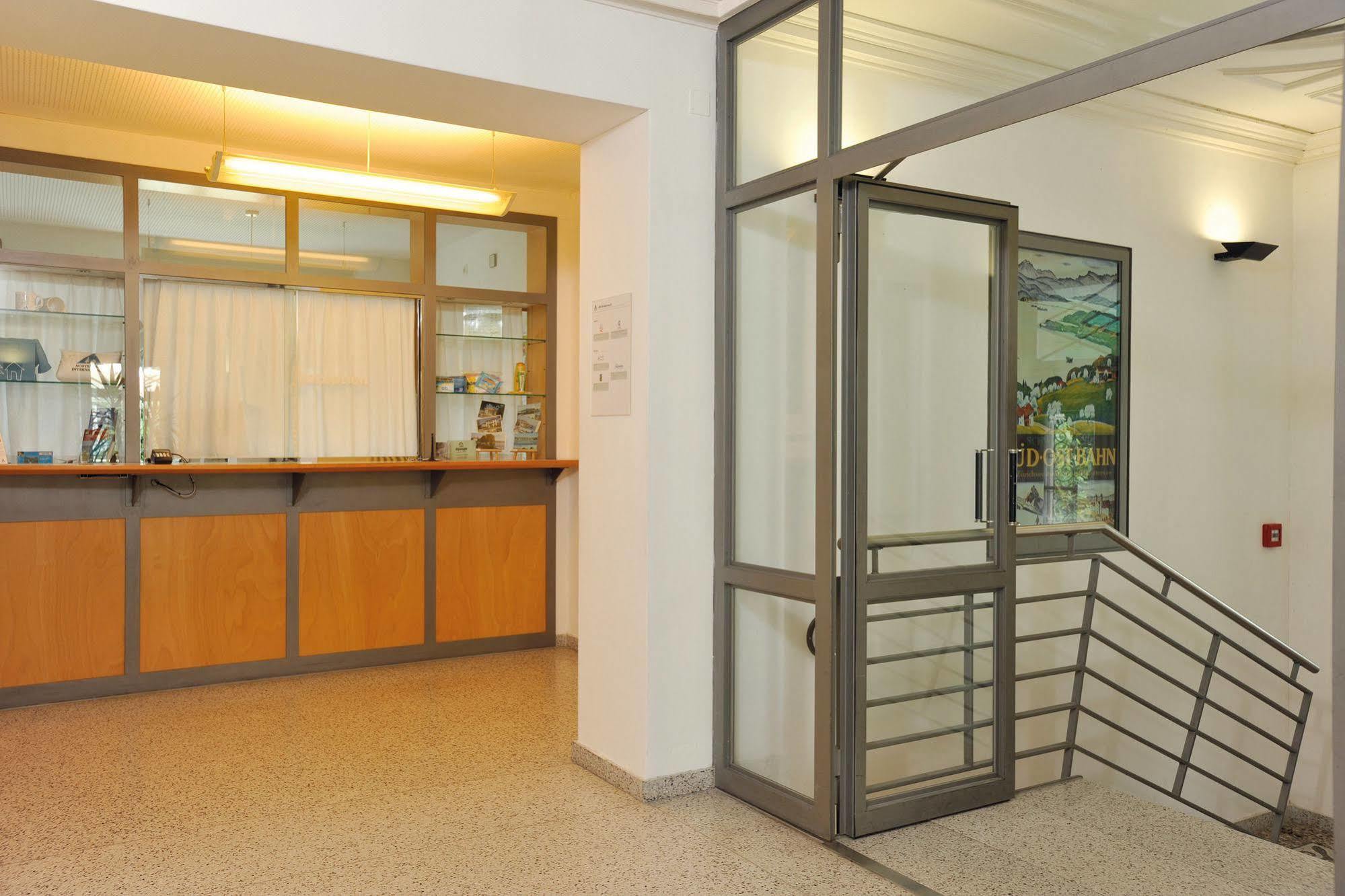 Richterswil Youth Hostel Luaran gambar