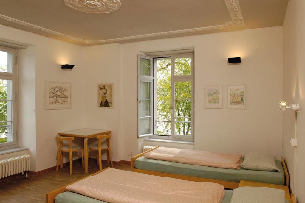 Richterswil Youth Hostel Luaran gambar